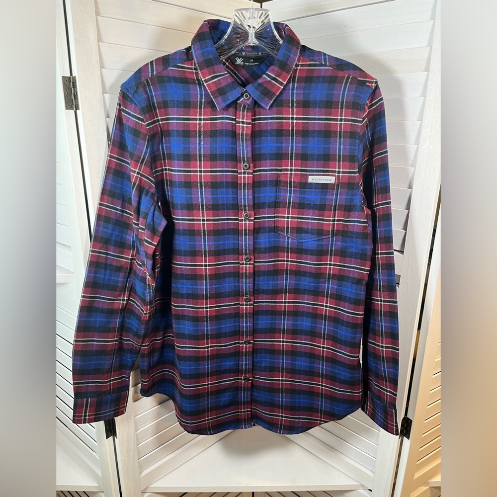 NWOT VORTEX BUTTON DOWN SHIRT